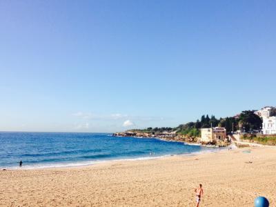 Beach life at Bondi. Photo credit: Alexis Piper